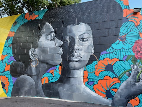 http://zhurnaly.com/images/arty/Latoya-Peoples_mural_Silver_Spring_2022-05-17.jpg